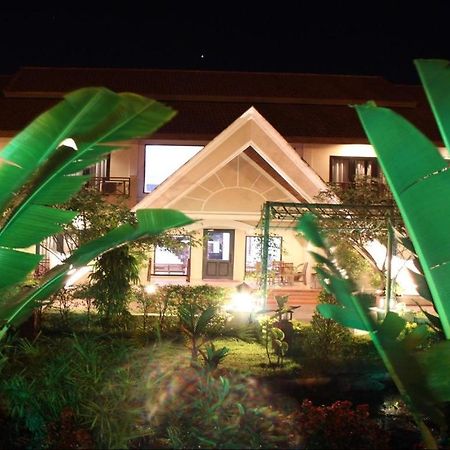 Daosavanh Resort & Spa Hotel Szavannakhet Kültér fotó