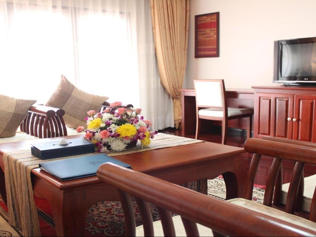 Daosavanh Resort & Spa Hotel Szavannakhet Kültér fotó