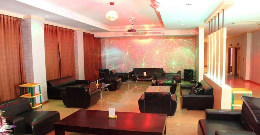 Daosavanh Resort & Spa Hotel Szavannakhet Kültér fotó
