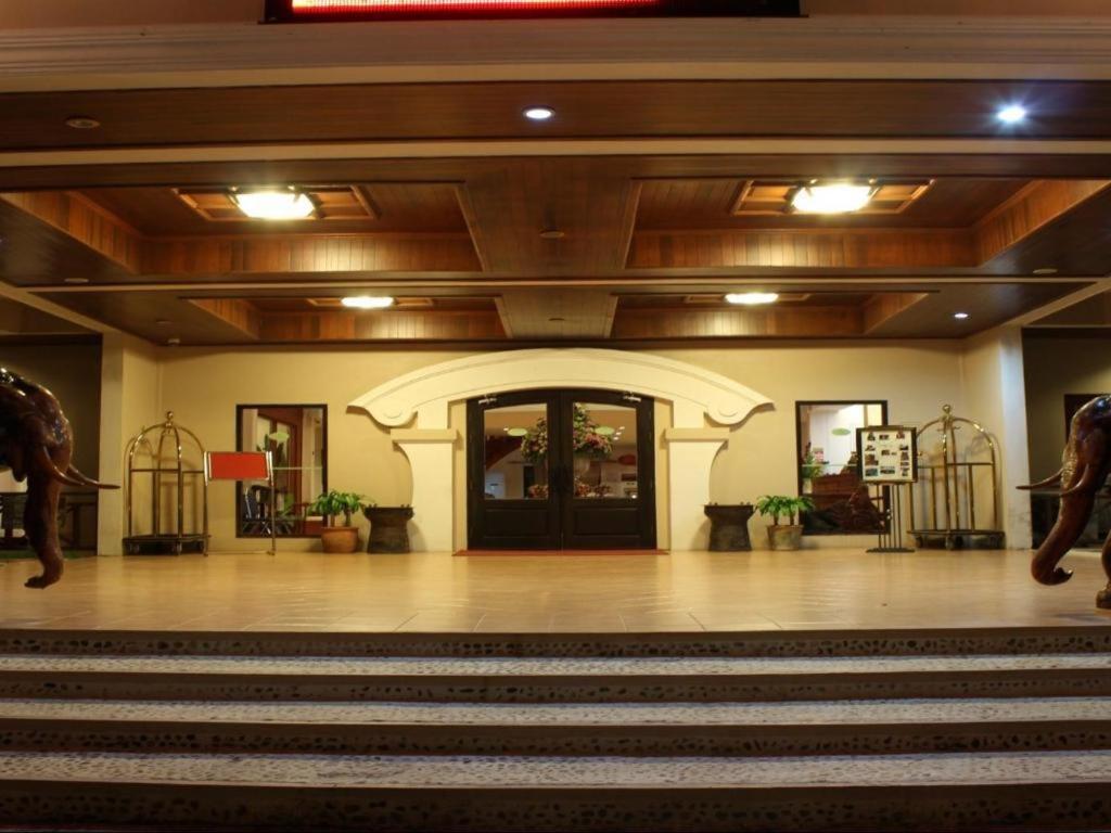 Daosavanh Resort & Spa Hotel Szavannakhet Kültér fotó